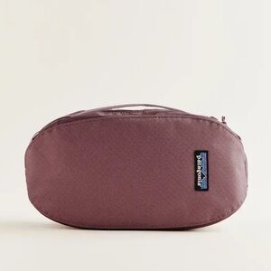 PATAGONIA BLACK HOLE SMALL CUBE